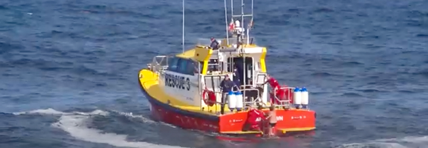 Bay Rescue WATCH: East London man rescued off Bantry Bay | NSRI