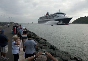 Queen mary 8223