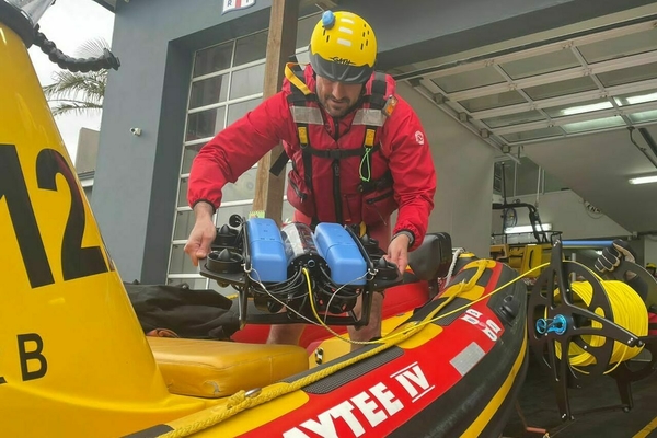 31 AUGUST 2023: One man missing in Knysna kayaking incident