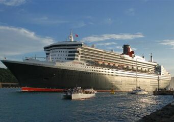 QUEEN MARY 2 bow1 29 January 2012