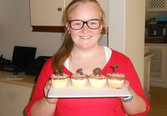 JESSICA GERSCHAGEN LBC BAKER EXTRORDINAIRE 002