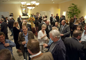 Wine auction 5883