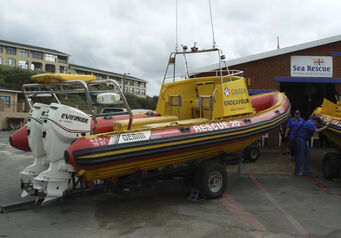NSRI Shelley Beach Endeavour 854