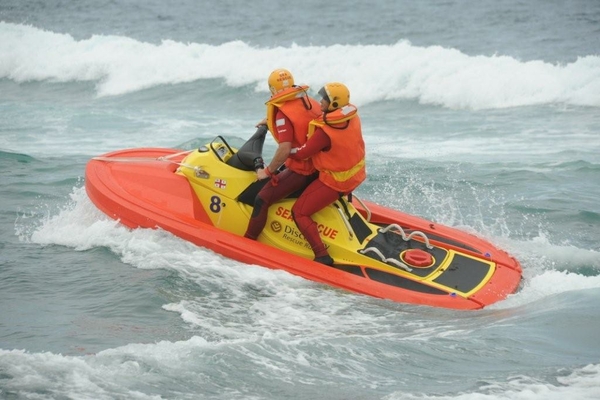 Discovery NSRI Handover Shelly Beach 15th December 2010 67