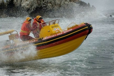 17 Hunters Gold Rescuer 2 1