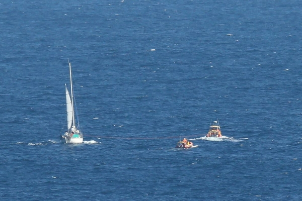 Yacht Tow