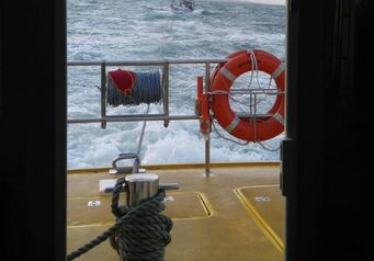 Yacht in trouble Table Bay