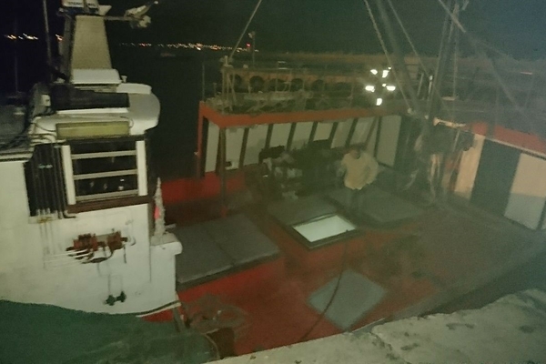 Vessel taking on water