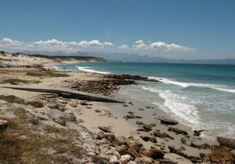 Mnandi Beach Leon Lestrade