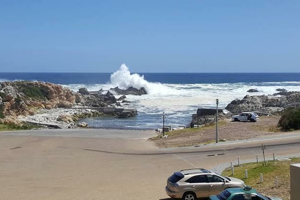 Kleinmond Harbour www mycape co za