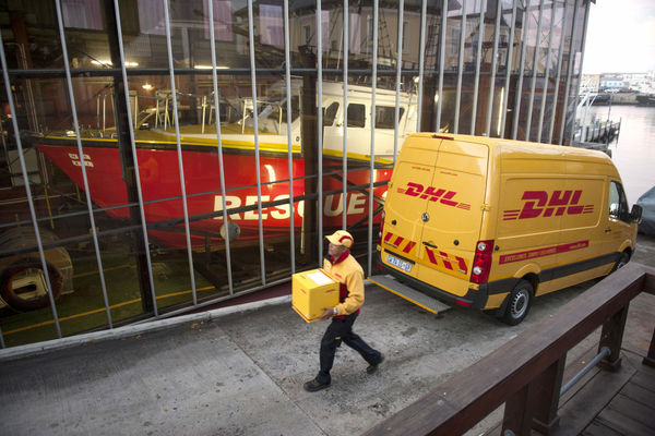 DHL 3413 scaled