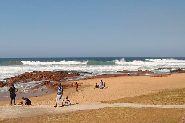 Beaches kzn southcoast rockybay 004