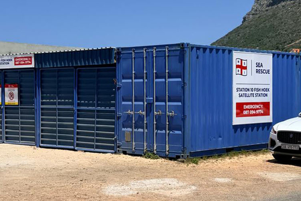Banner Fish Hoek sat station